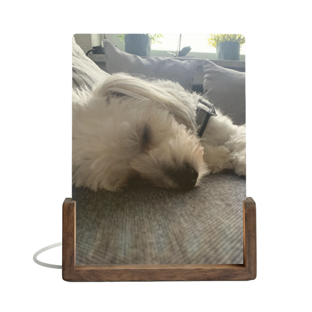 Beleuchteter Erinnerungsrahmen aus Holz